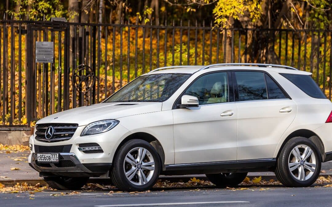 Mercedes-Benz GLK350: Elegant, Luxurious, and Powerful